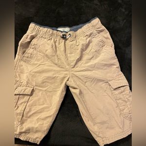 Boys youth Cargo shorts size small